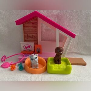 Barbie Pink Pet House with Orange and Lime Pet Beds